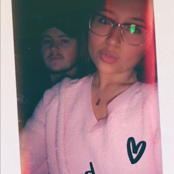 🥰 - Picture 2 of 5